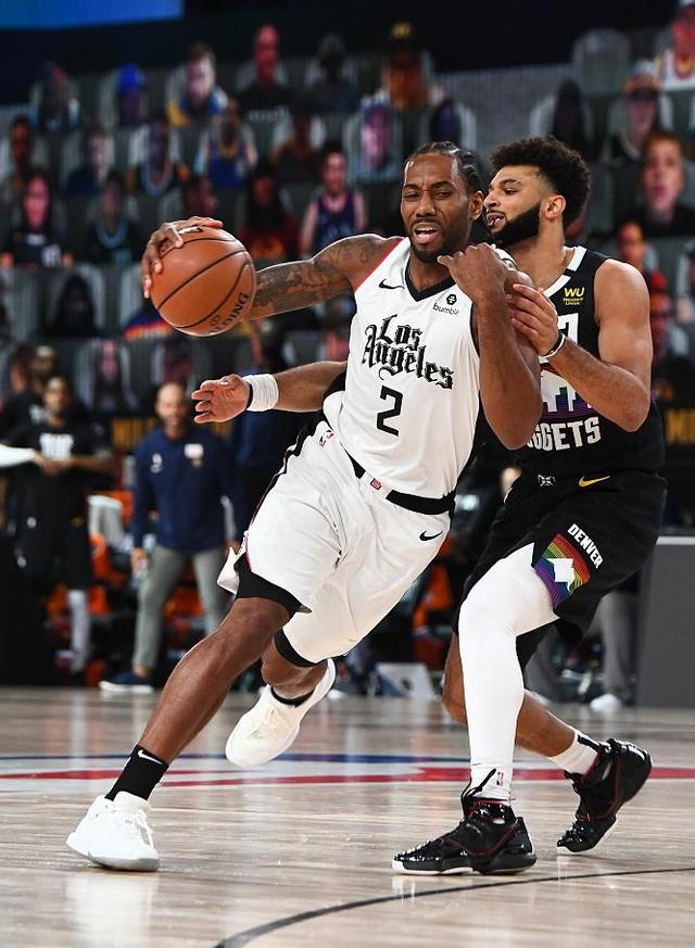 年薪约为 年薪约为