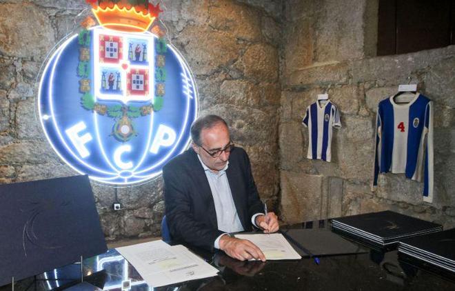 了更多悬念 了更多悬念